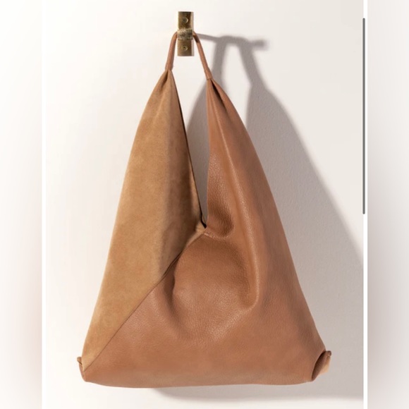 Shiraleah Handbags - SHIRALEAH HOBO bag. NWT. Never been used. Vegan leather and faux suede bag. Chic
